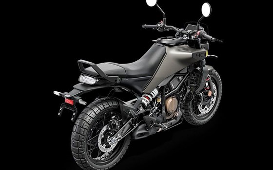 Neufahrzeug Husqvarna Svartpilen 401 - Bild 6