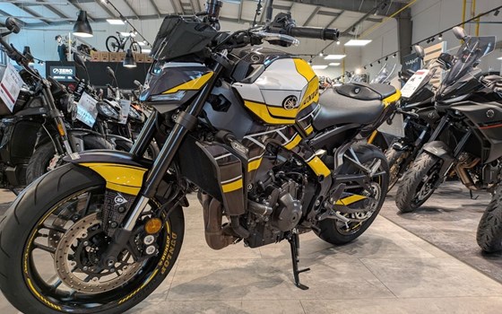 Gebrauchtmotorrad Yamaha MT-09 - Bild 2