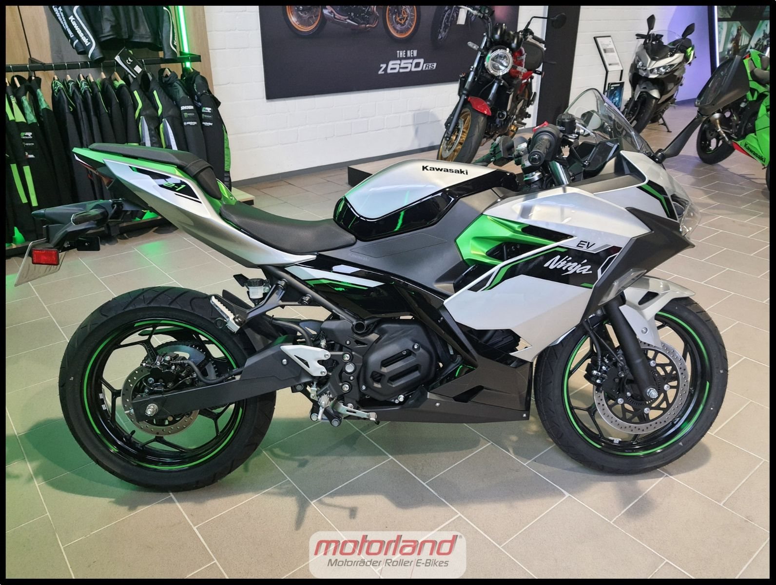 Kawasaki Ninja e-1 151 km