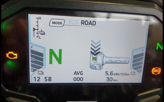 Gebrauchtmotorrad Kawasaki Ninja e-1 - Bild 5