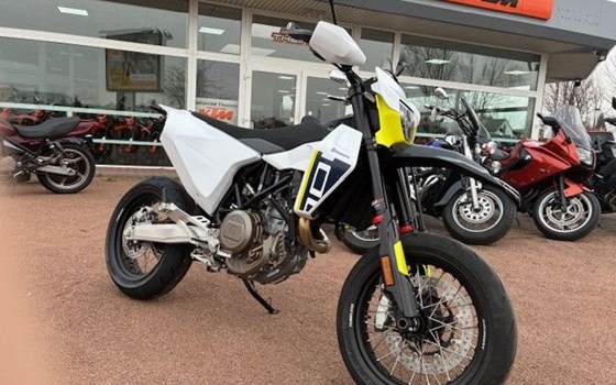 Neufahrzeug Husqvarna 701 Supermoto - Bild 1