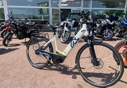 Neumotorrad Husqvarna Grand Towner