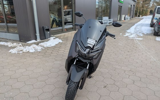 Gebrauchtmotorrad Yamaha NMAX 125 Tech MAX - Bild 9