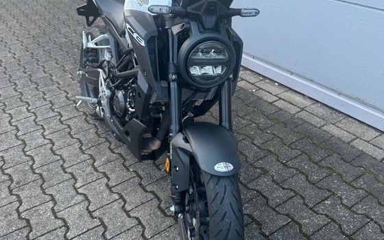 Gebrauchtmotorrad Honda CB125R - Bild 2