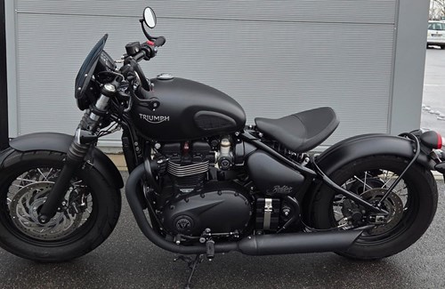 Gebrauchtmotorrad Triumph Bonneville Bobber Black