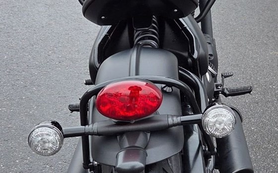 Gebrauchtmotorrad Triumph Bonneville Bobber Black - Bild 5