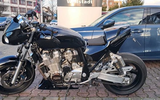 Gebrauchtmotorrad Yamaha XJR 1300 - Bild 3