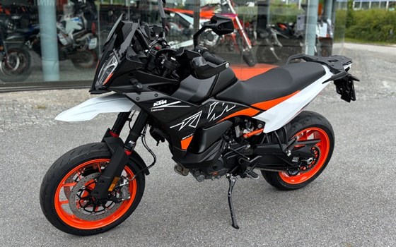 Neufahrzeug KTM 890 SMT - Bild 12