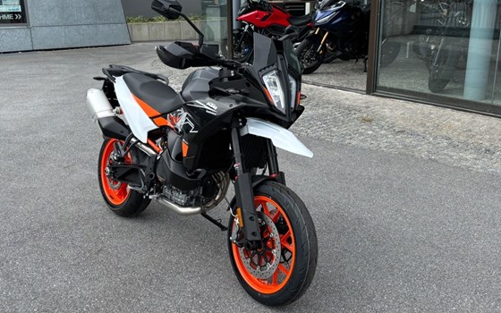 Neufahrzeug KTM 890 SMT - Bild 3