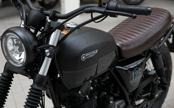 Neufahrzeug Brixton Cromwell 125 - Bild 11