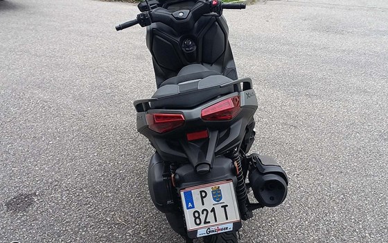 Gebrauchtmotorrad Yamaha XMAX 300 - Bild 2