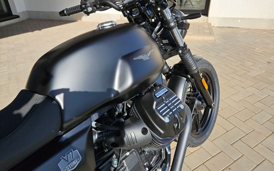 Neufahrzeug Moto Guzzi V7 Stone - Bild 14