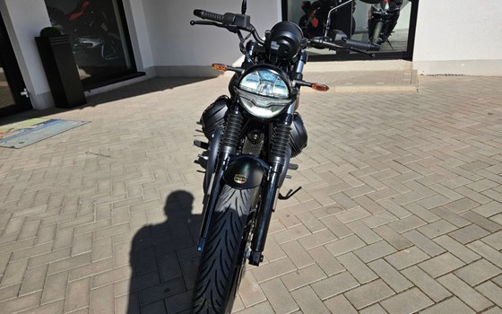 Neufahrzeug Moto Guzzi V7 Stone - Bild 5