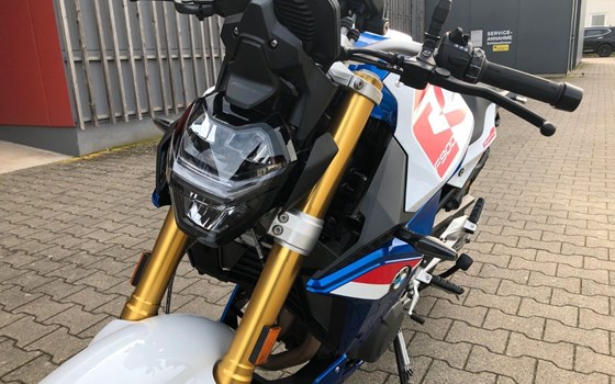 Gebrauchtmotorrad BMW F 900 R - Bild 8