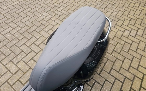 Neufahrzeug Vespa GTS 310 - Bild 12