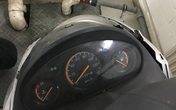 Gebrauchtmotorrad Suzuki Epicuro UC 125 - Bild 3