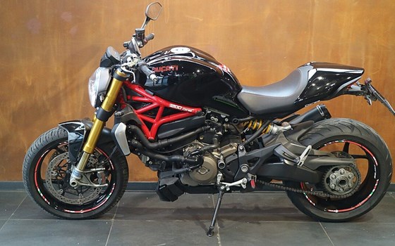 Gebrauchtmotorrad Ducati Monster 1200 S - Bild 5