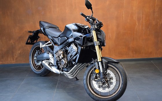 Neufahrzeug Honda CB650R E-Clutch - Bild 1
