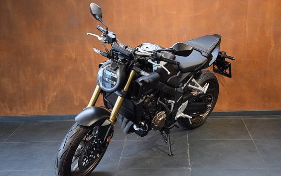 Neufahrzeug Honda CB650R E-Clutch - Bild 2