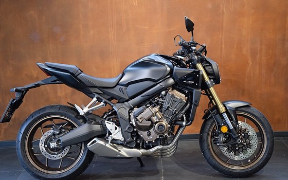 Neufahrzeug Honda CB650R E-Clutch - Bild 3