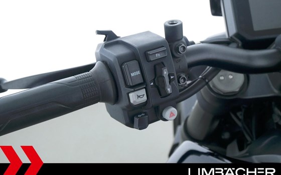 Gebrauchtmotorrad Honda CB1000R Black Edition - Bild 19