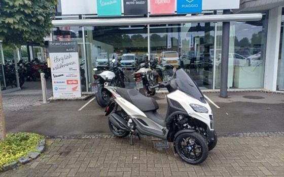 Neufahrzeug Piaggio MP3 310 - Bild 2