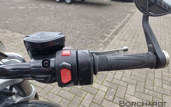 Gebrauchtmotorrad Triumph Rocket 3 R - Bild 18