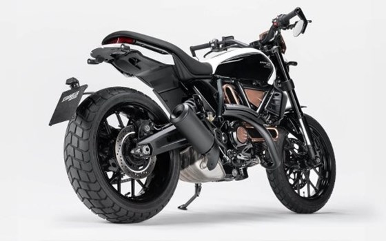 Neufahrzeug Ducati Scrambler 10° Anniversario Rizoma Edition - Bild 10