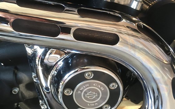 Gebrauchtmotorrad Harley-Davidson Dyna Fat Bob FXDF - Bild 4