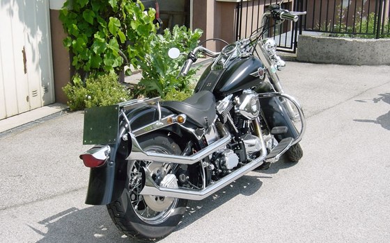 Gebrauchtmotorrad Harley-Davidson Softail Heritage Classic FLSTC - Bild 3