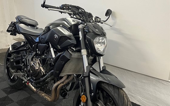Gebrauchtmotorrad Yamaha MT-07 - Bild 3
