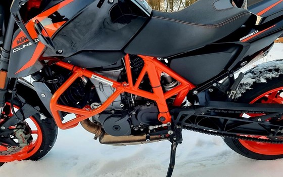 Gebrauchtmotorrad KTM 690 Duke R - Bild 8