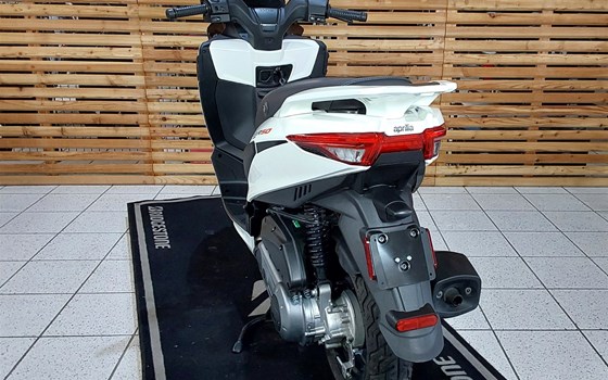 Gebrauchtmotorrad Aprilia SXR 50 - Bild 5