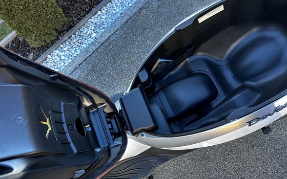 Gebrauchtmotorrad Piaggio Beverly 300 i.e. - Bild 15