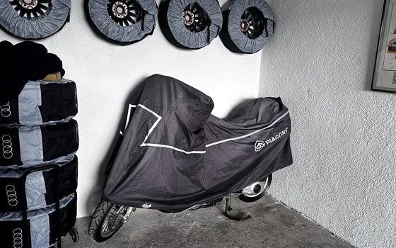 Gebrauchtmotorrad Piaggio Beverly 300 i.e. - Bild 3