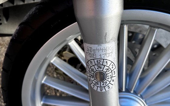 Gebrauchtmotorrad Piaggio Beverly 300 i.e. - Bild 6