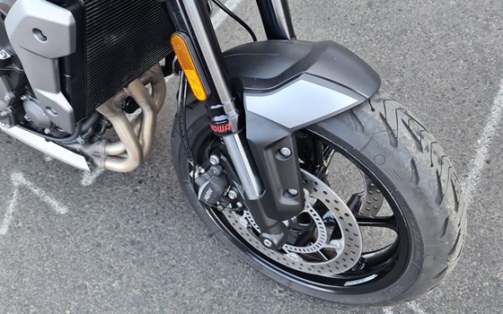 Gebrauchtmotorrad Triumph Trident 660 - Bild 6