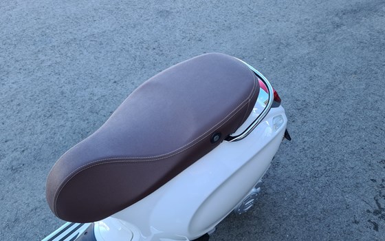 Gebrauchtmotorrad Vespa Primavera 50 4T - Bild 11