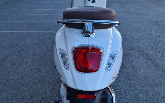 Gebrauchtmotorrad Vespa Primavera 50 4T - Bild 6