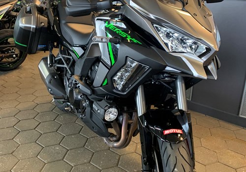 Kawasaki Versys 1100 SE