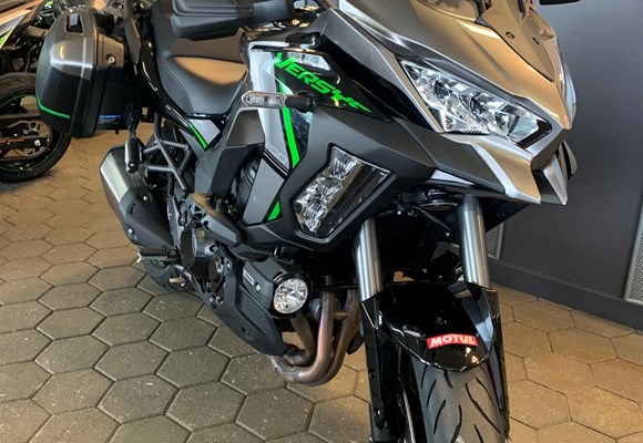 Kawasaki Versys 1100 SE