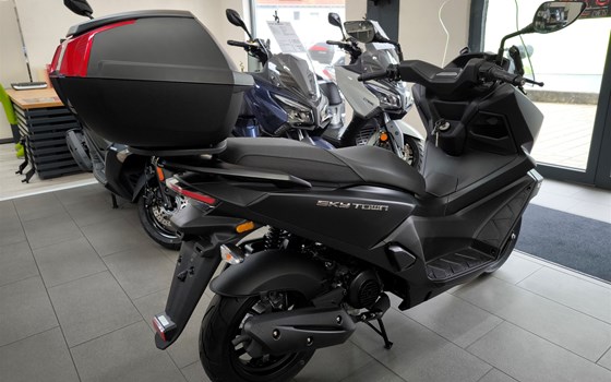 Neufahrzeug Kymco Sky Town 50i - Bild 5