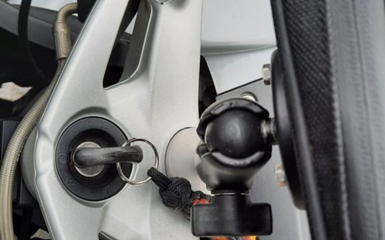 Gebrauchtmotorrad BMW K 1200 S - Bild 1