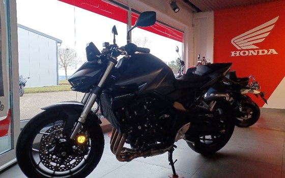 Gebrauchtmotorrad Honda CB1000 Hornet - Bild 4