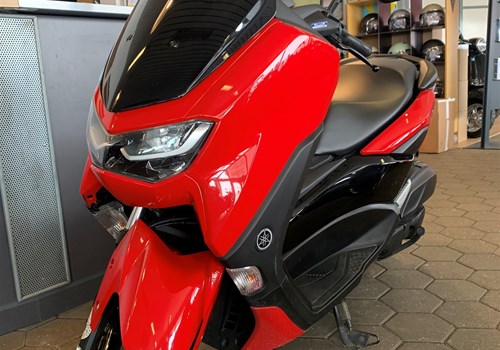 Yamaha NMAX 155