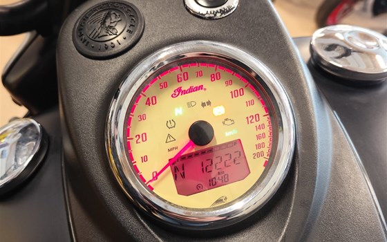 Gebrauchtmotorrad Indian Chief Dark Horse - Bild 8