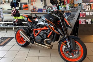 Angebot KTM 1290 Super Duke R EVO