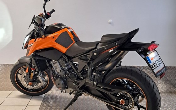 Gebrauchtmotorrad KTM 790 Duke L - Bild 6