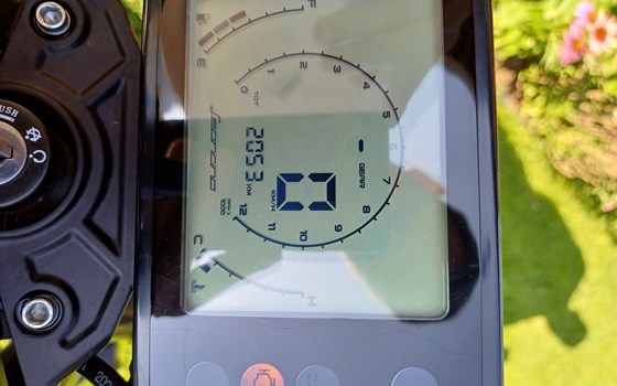 Gebrauchtmotorrad Benelli Leoncino 125 - Bild 4