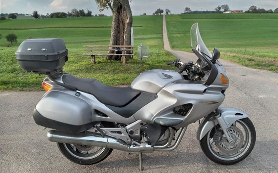 Gebrauchtmotorrad Honda NT 650V Deauville - Bild 5